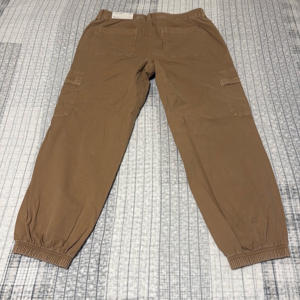 American Eagle outfitters size 8 short high-rise stretch baggy joggers NWT - Picture 2 of 3